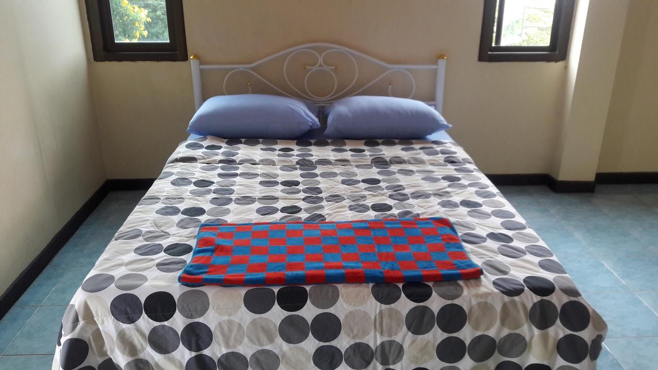 The Nine House Hostel Bangkok Luaran gambar