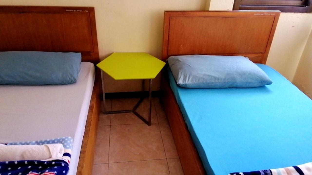 The Nine House Hostel Bangkok Luaran gambar